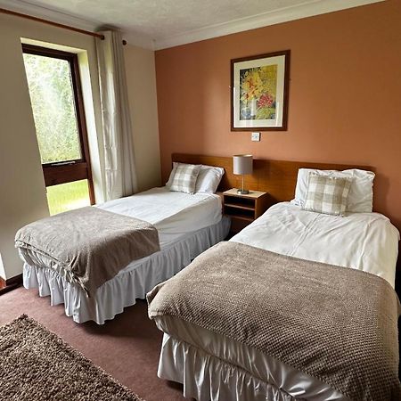 Farmhouse Inn Thaxted Eksteriør billede