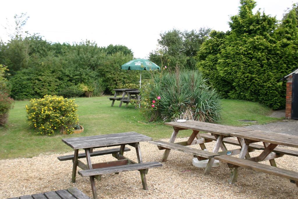 Farmhouse Inn Thaxted Eksteriør billede