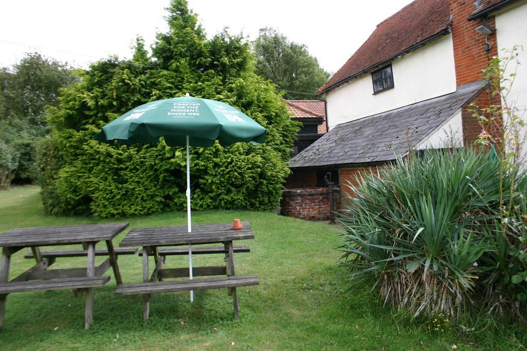Farmhouse Inn Thaxted Eksteriør billede