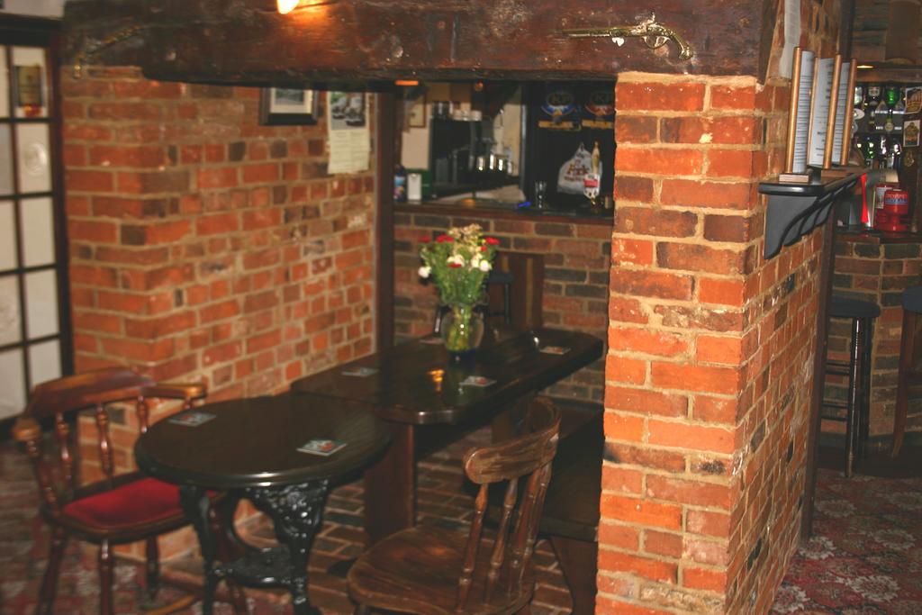Farmhouse Inn Thaxted Eksteriør billede